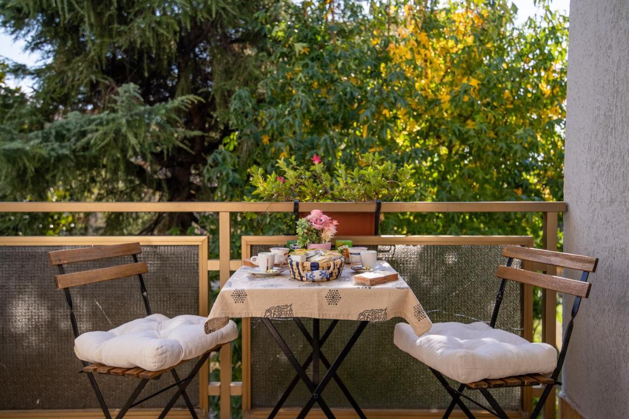 B&B A Casa Di Amici Касерта Екстериор снимка