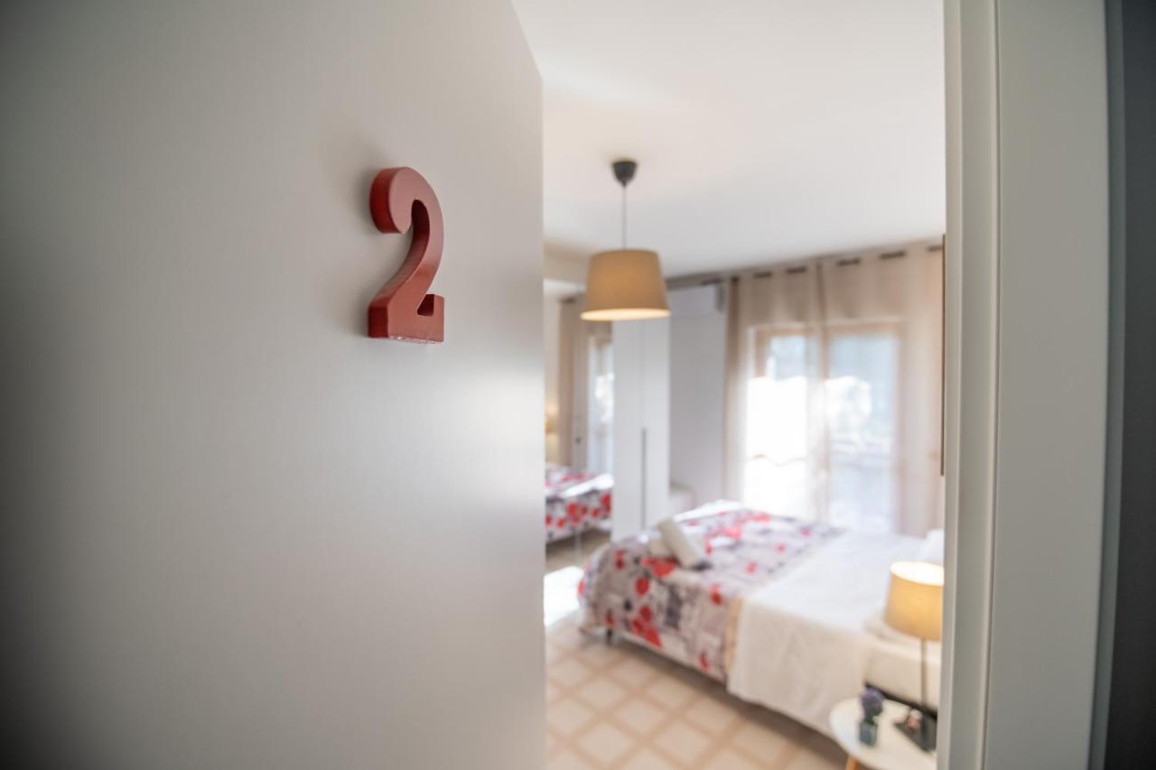 B&B A Casa Di Amici Касерта Екстериор снимка