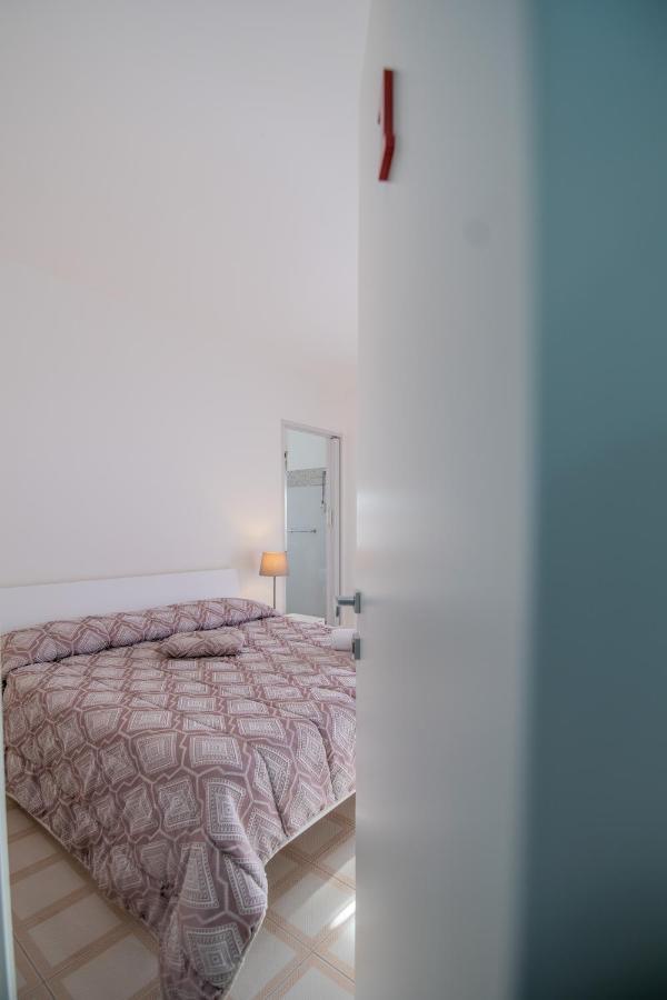 B&B A Casa Di Amici Касерта Екстериор снимка